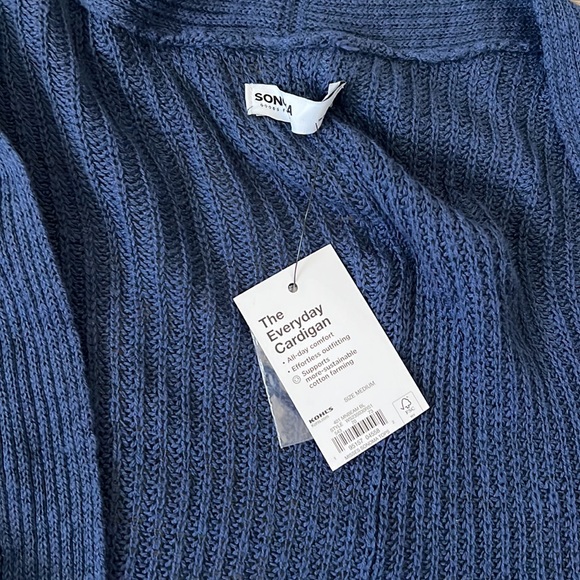 Women’s Long Cardigan - Picture 2 of 2